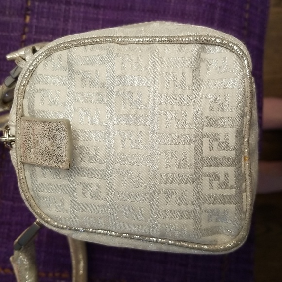 FENDI Nano - Picture 5 of 8